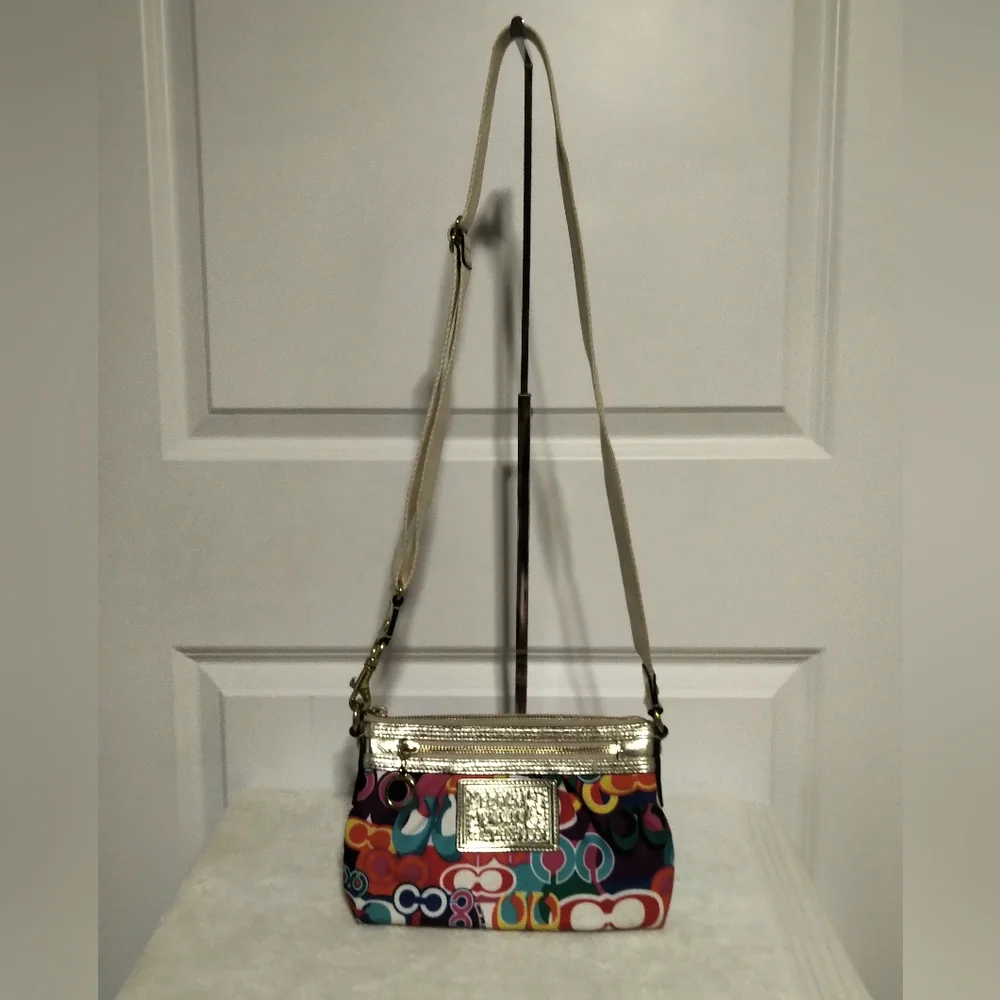Authentic Coach Vintage Poppy Graffiti Glam Crossbody Purse